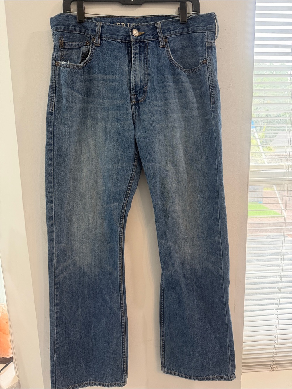 American Eagle Outfitters Vintage Wash Men's Bootcut Jeans - Blue